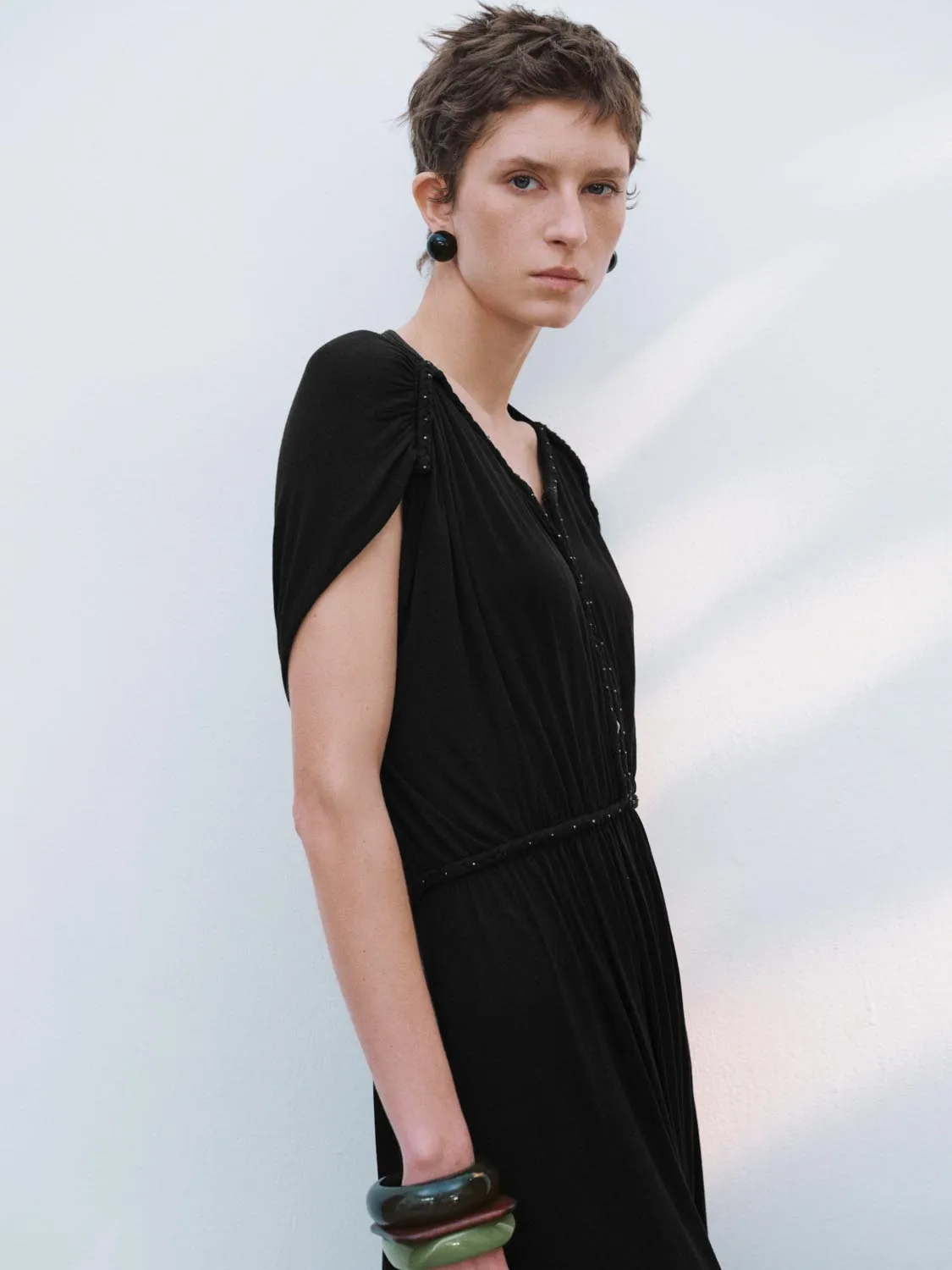 Sleeveless Skater Dresses sold by Urban Revivo product image thumbnail 5