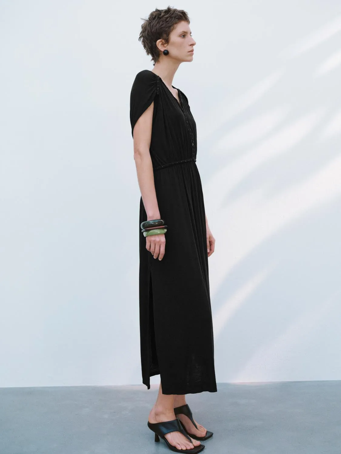 Sleeveless Skater Dresses sold by Urban Revivo product image thumbnail 2