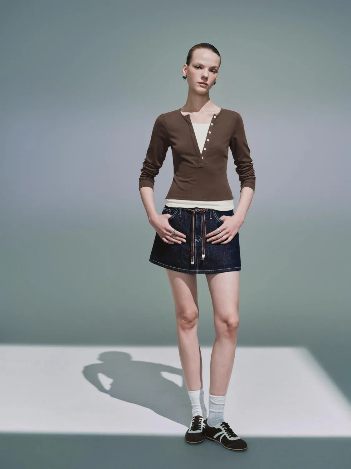 Button Half Placket T-Shirts sold by Urban Revivo product image thumbnail 4