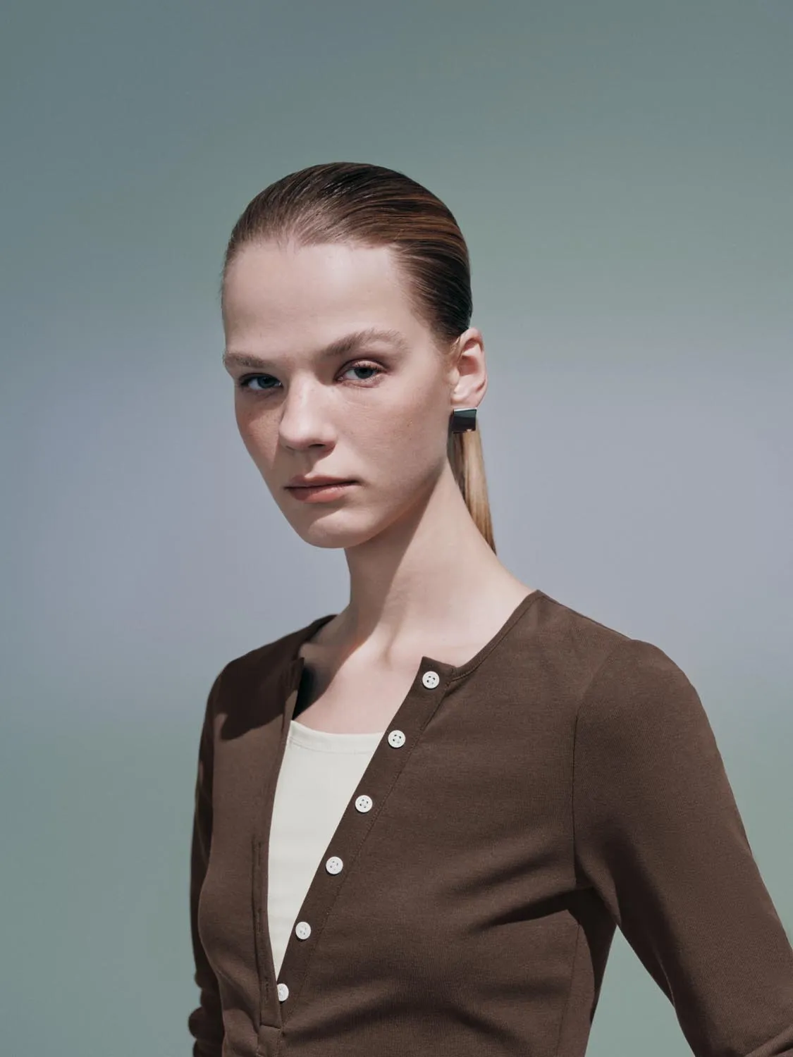 Button Half Placket T-Shirts sold by Urban Revivo product image thumbnail 3