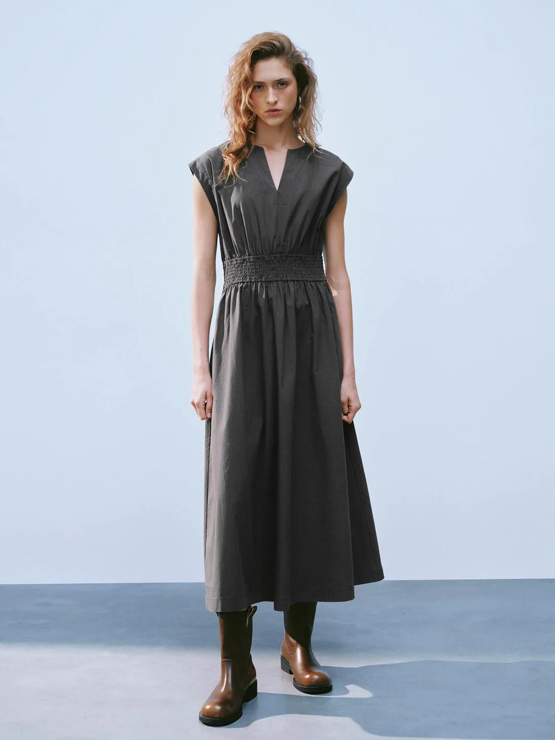 Sleeveless Skater Dresses sold by Urban Revivo product image thumbnail 3