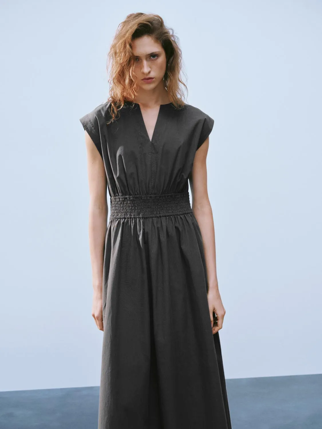 Sleeveless Skater Dresses sold by Urban Revivo product image thumbnail 5