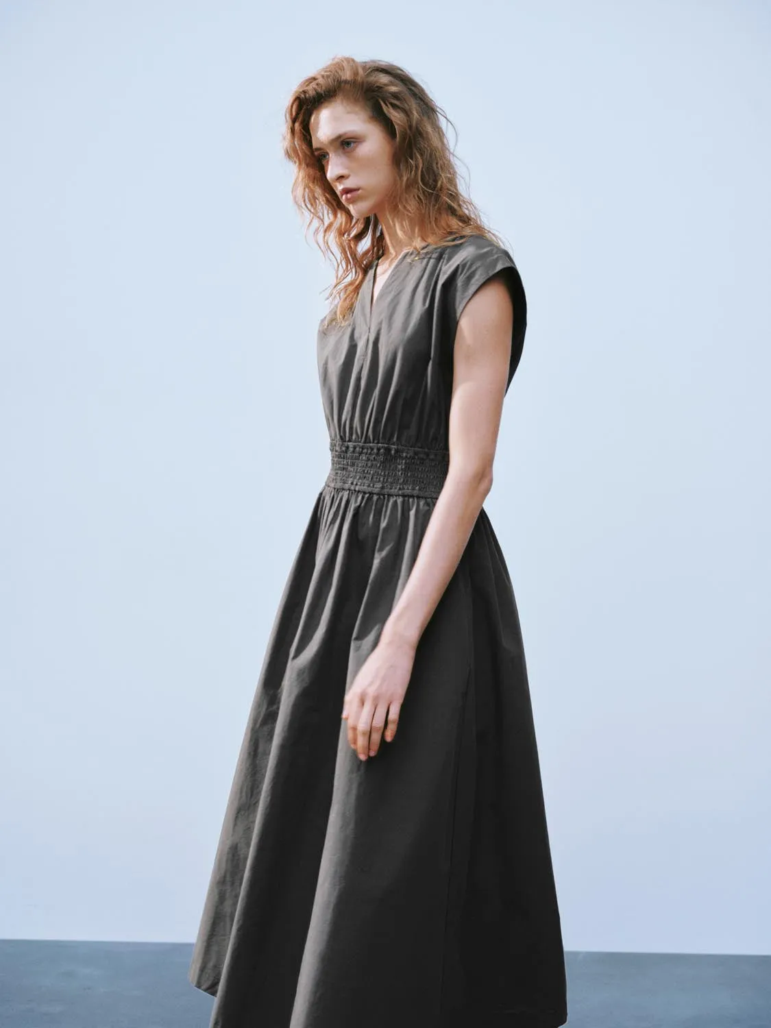 Sleeveless Skater Dresses sold by Urban Revivo product image thumbnail 4