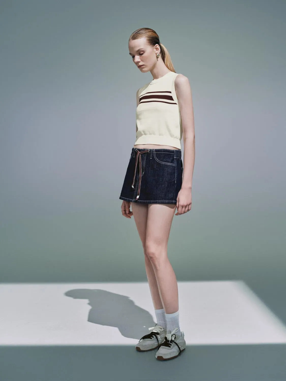 Knitted Vests sold by Urban Revivo product image thumbnail 5