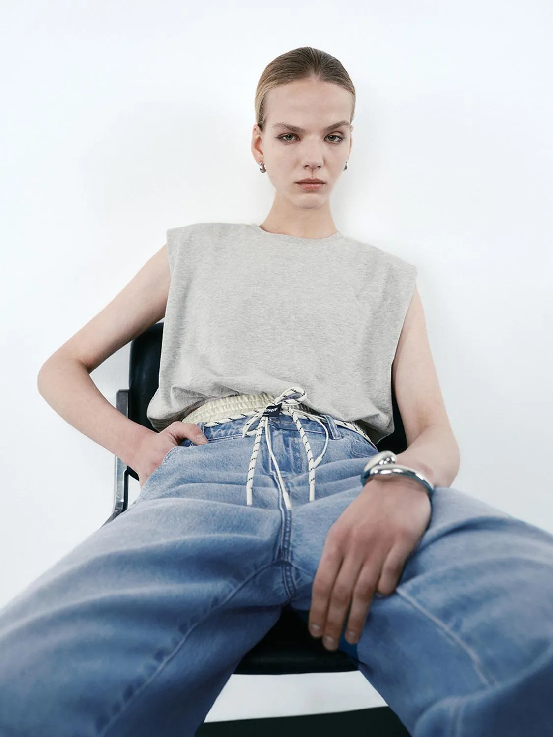 Loose T-Shirts sold by Urban Revivo product image thumbnail 2