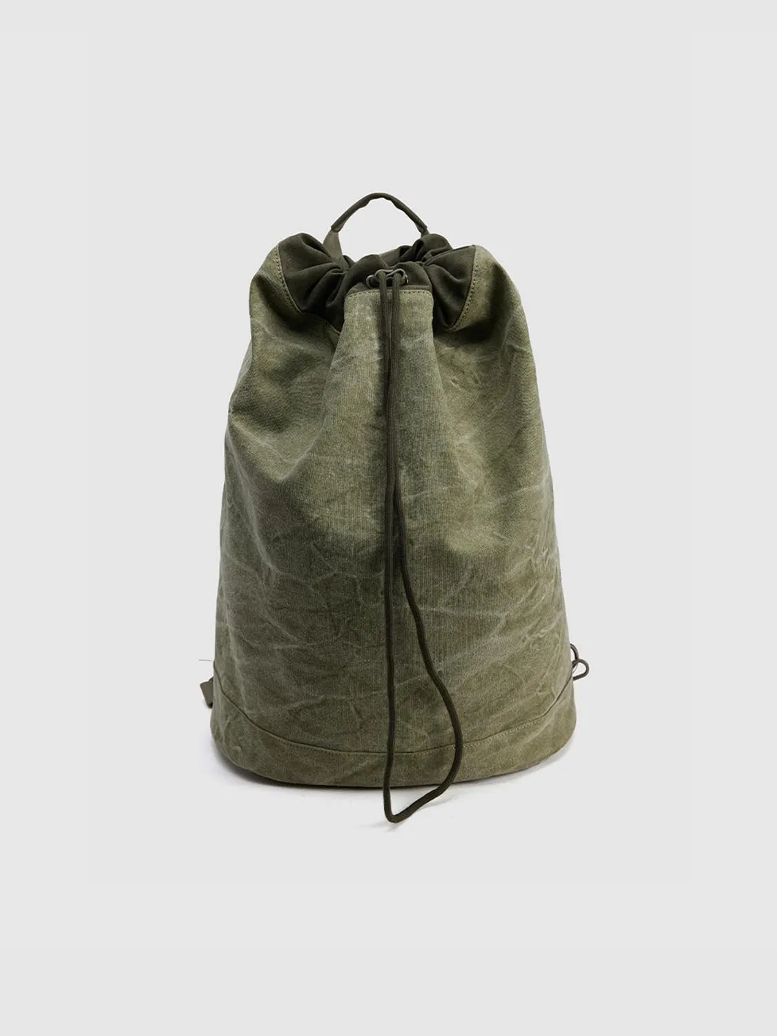 Backpacks sold by Urban Revivo