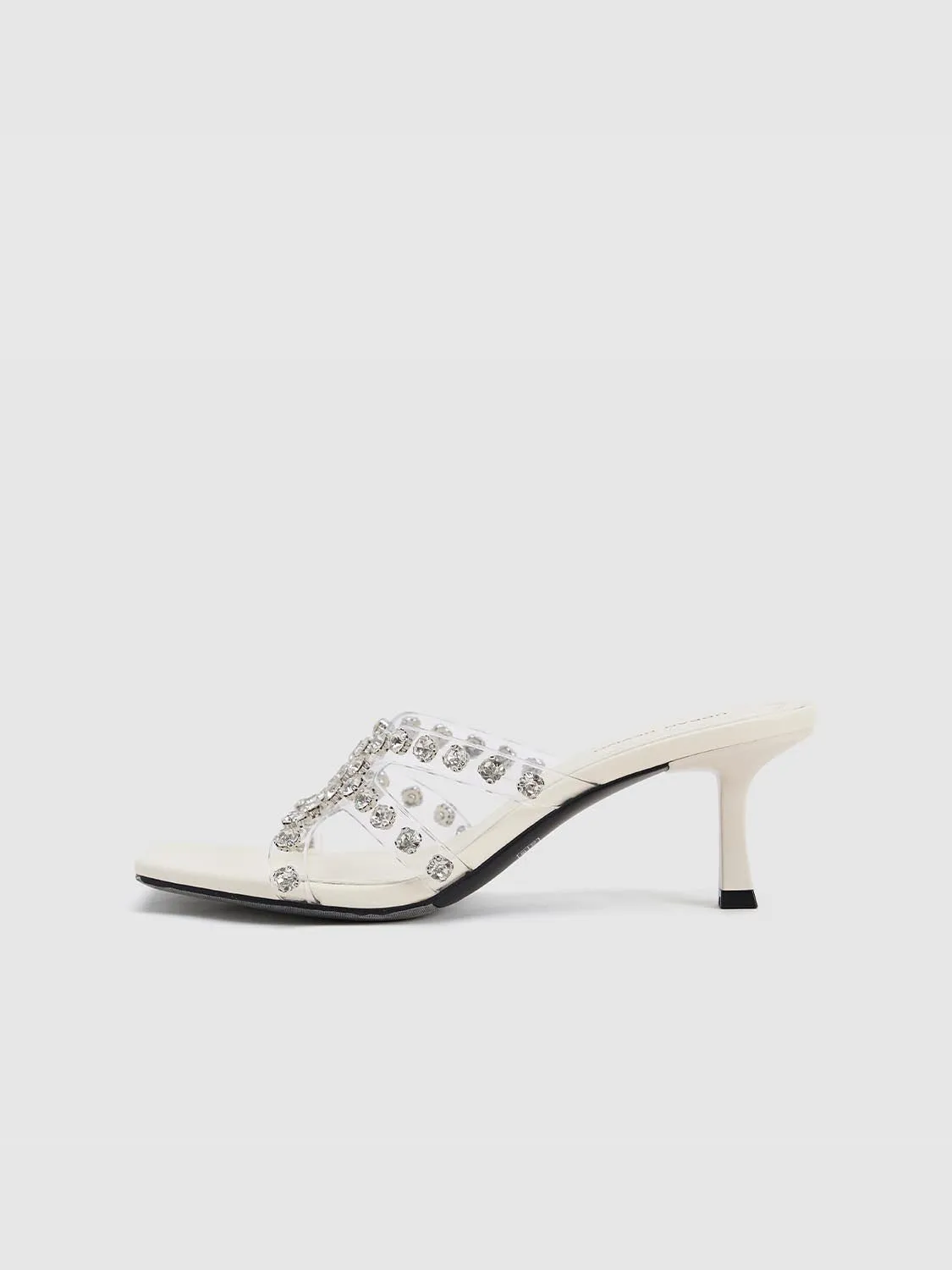 Slippers sold by Urban Revivo product image thumbnail 2