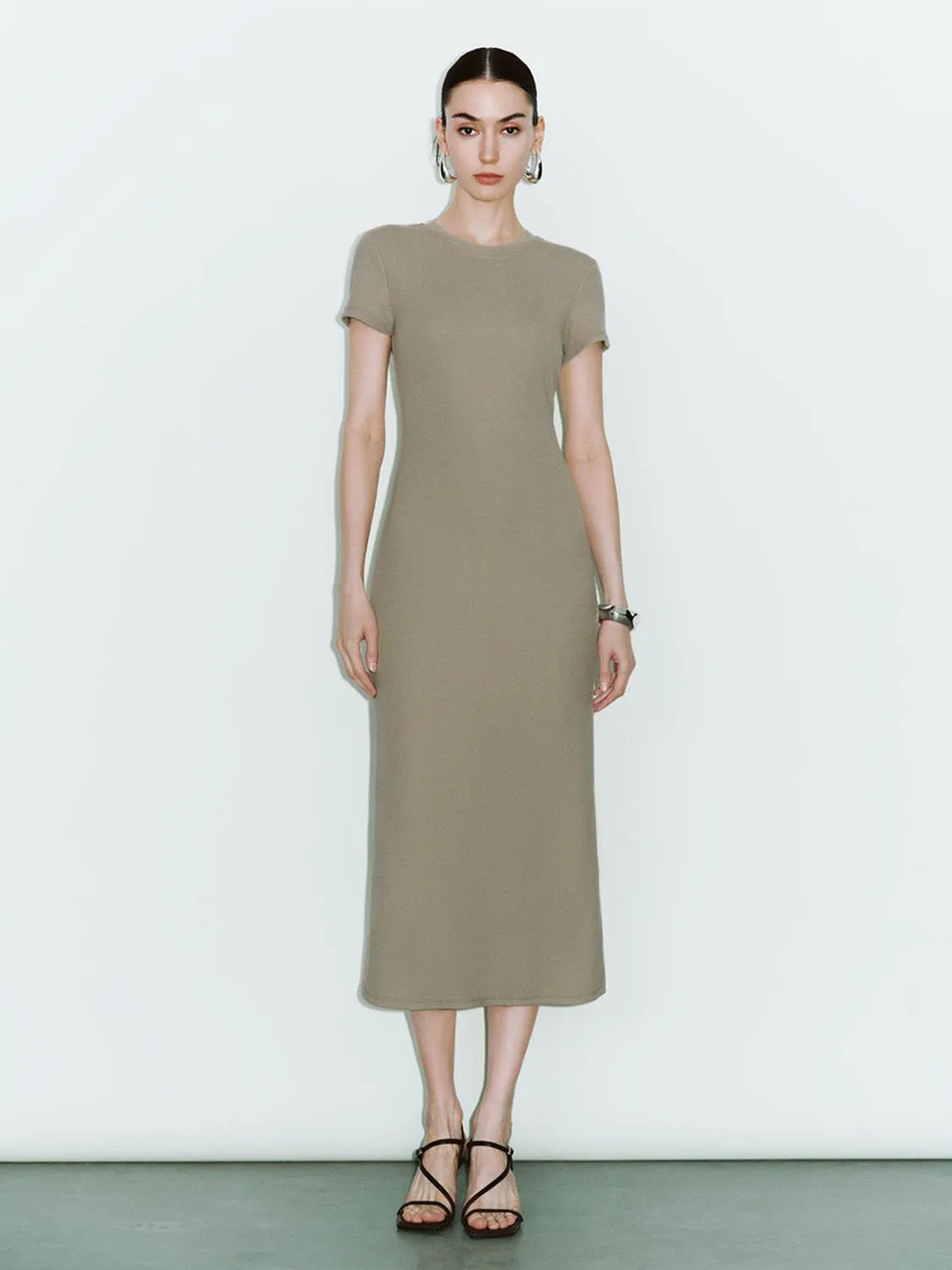 Sleeveless Crew Neck Straight Dresses sold by Urban Revivo