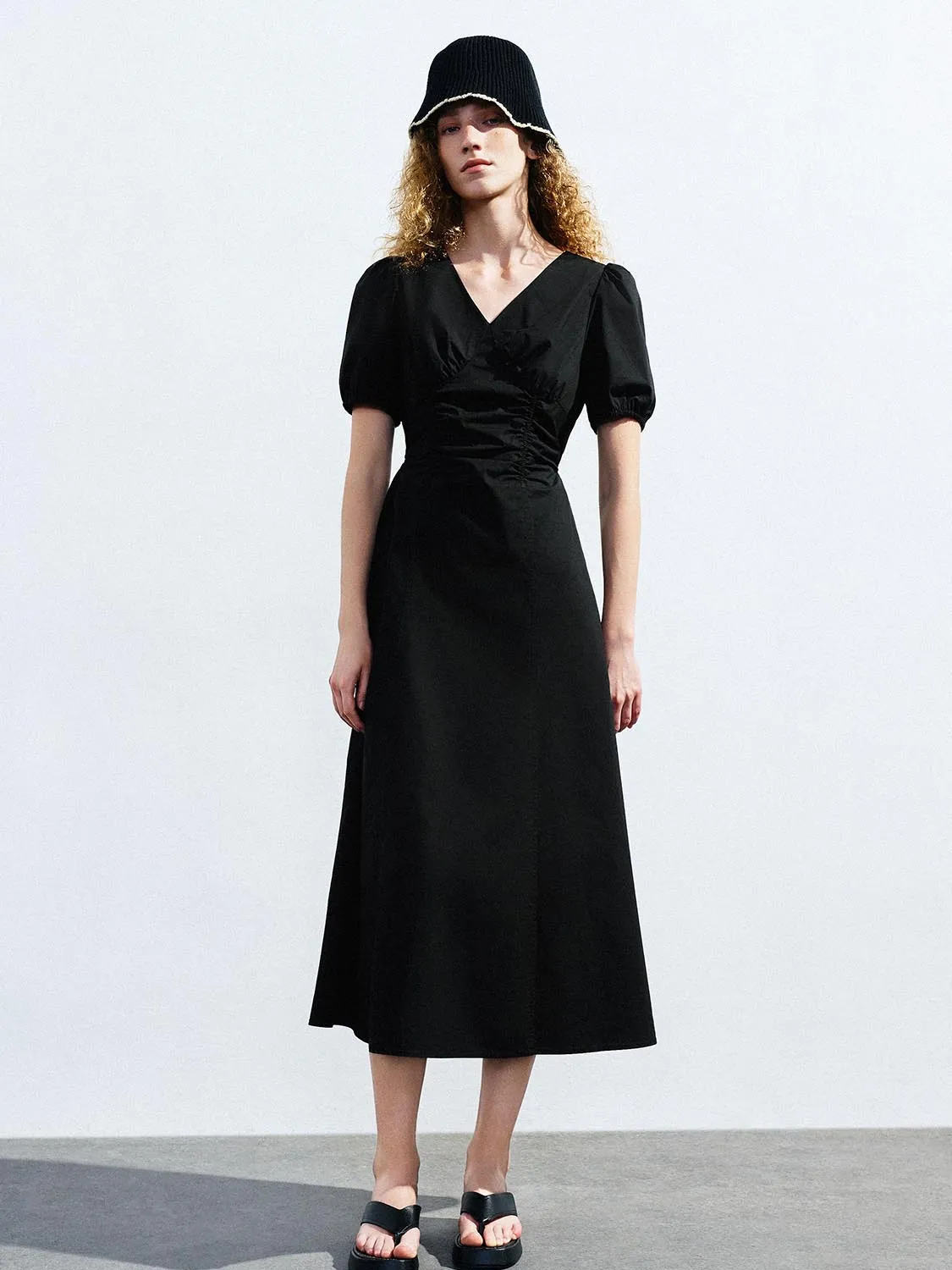 V-Neck Skater Dresses sold by Urban Revivo product image thumbnail 4