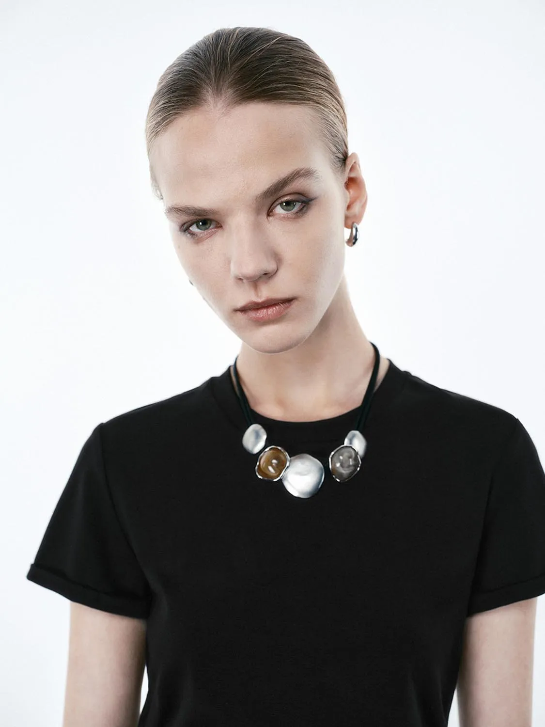 Short Sleeve T-Shirts sold by Urban Revivo product image thumbnail 5