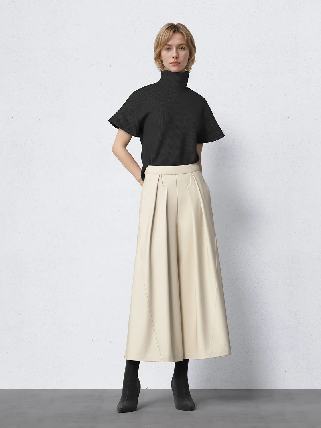 High Rise Tailored Wide-Leg Pants sold by Urban Revivo product image thumbnail 3