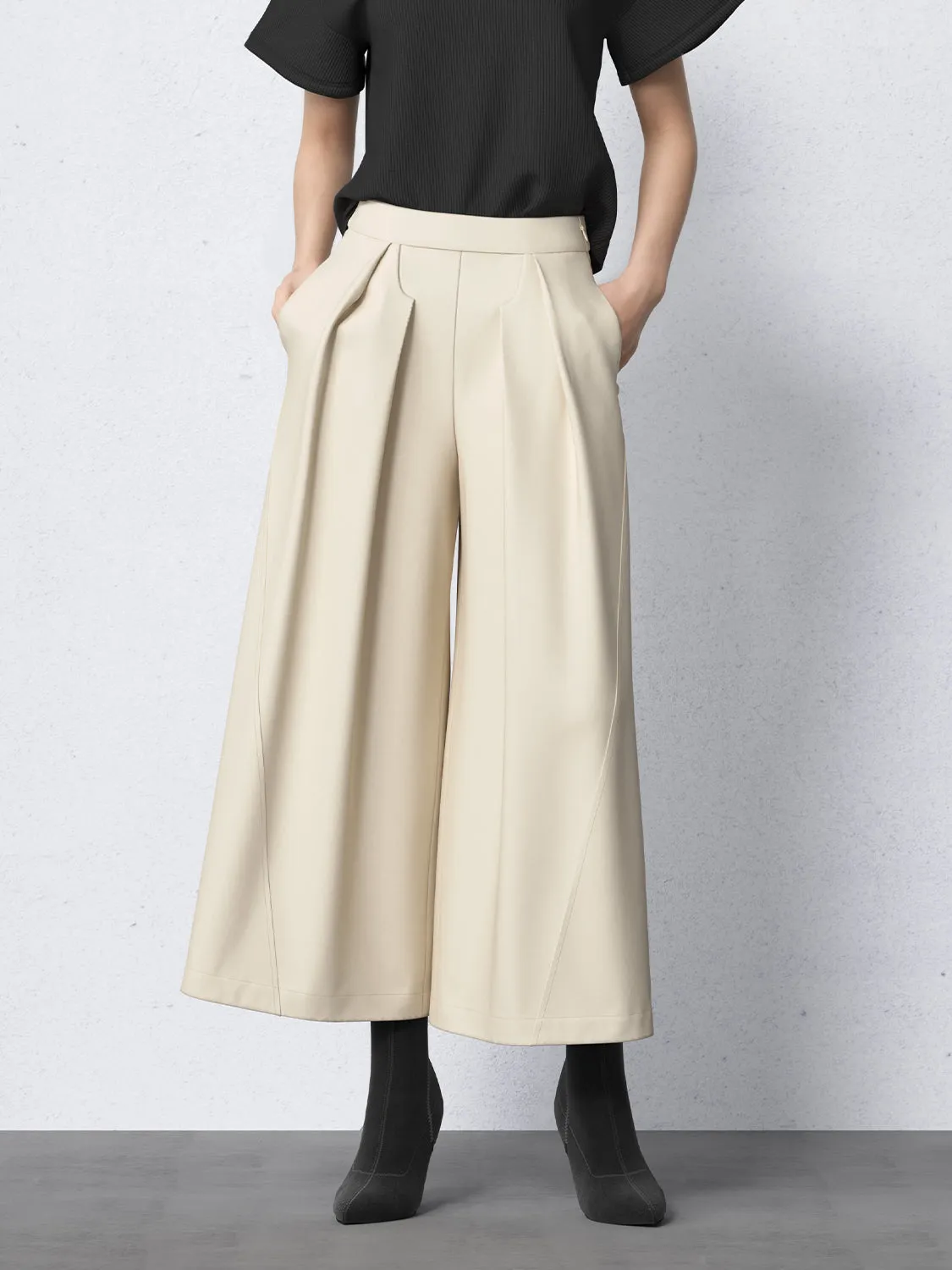 High Rise Tailored Wide-Leg Pants sold by Urban Revivo