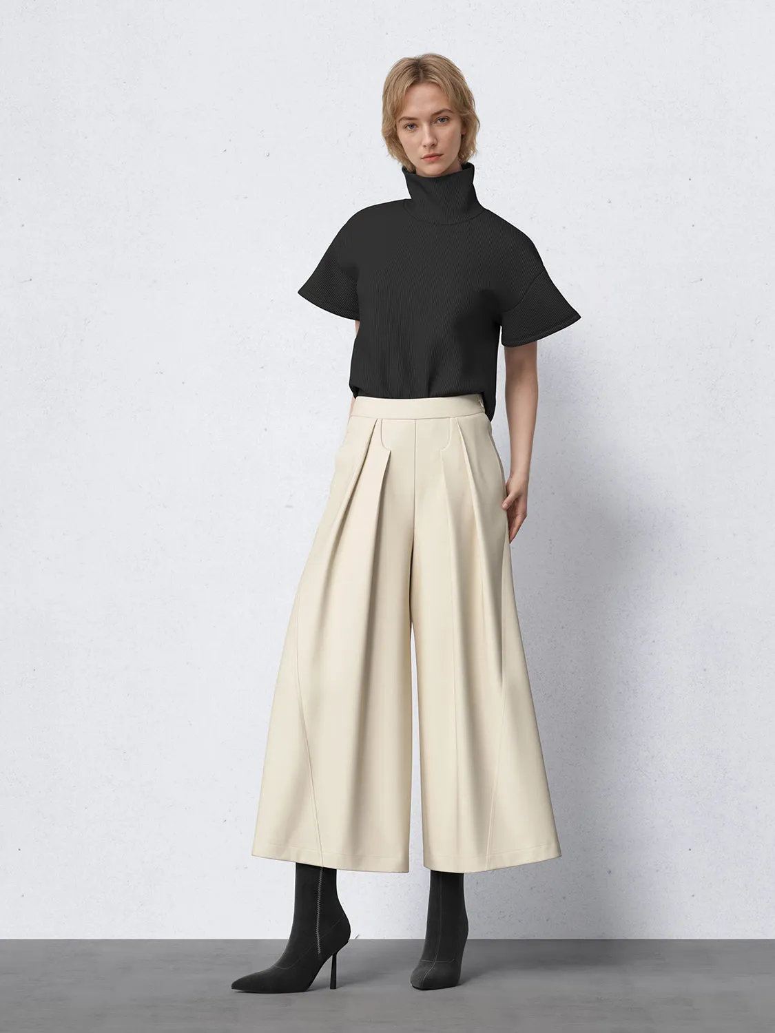 High Rise Tailored Wide-Leg Pants sold by Urban Revivo product image thumbnail 4