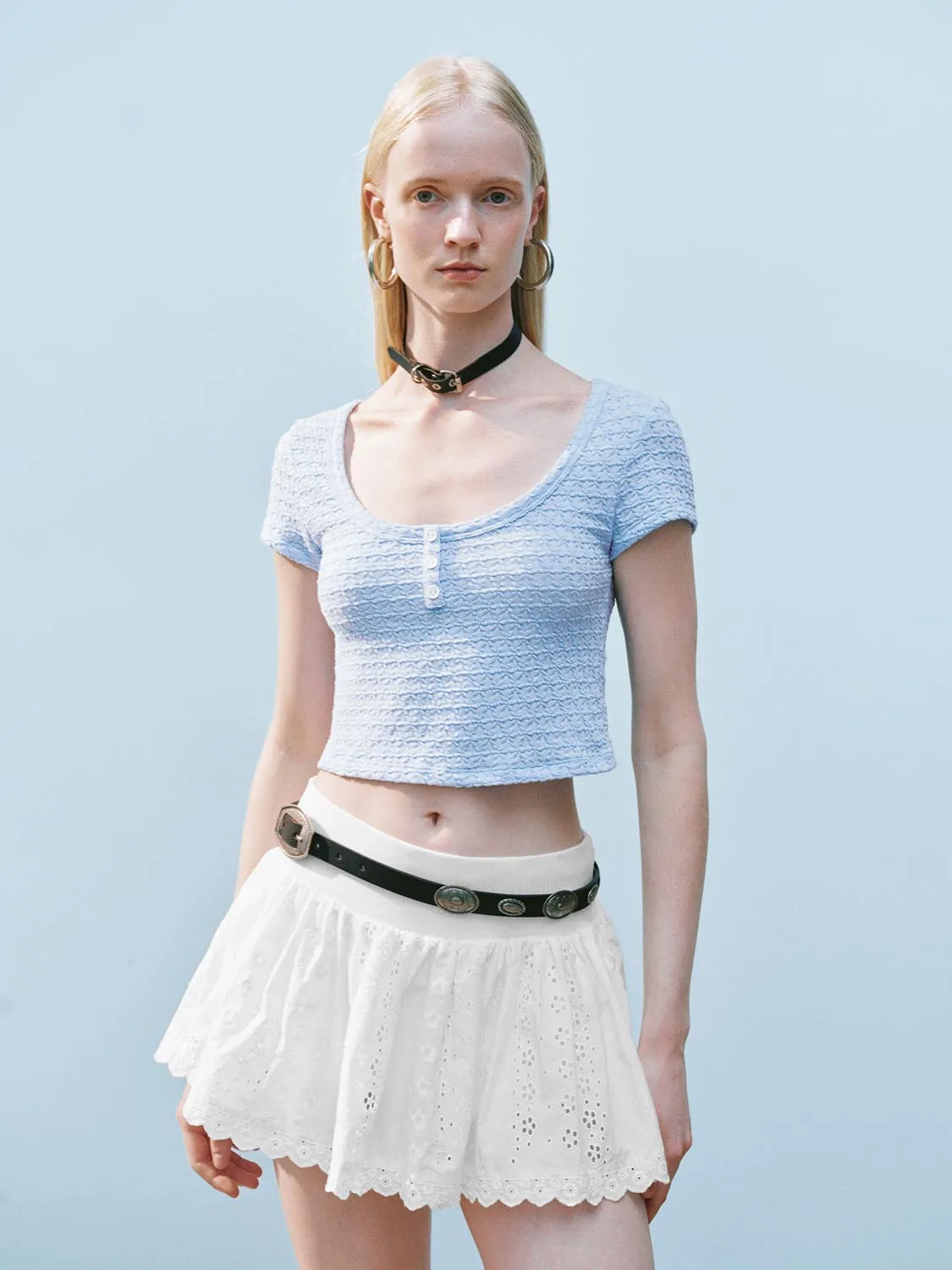 Cropped T-Shirts sold by Urban Revivo