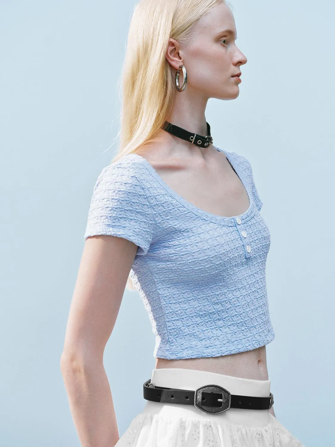 Cropped T-Shirts sold by Urban Revivo product image thumbnail 2