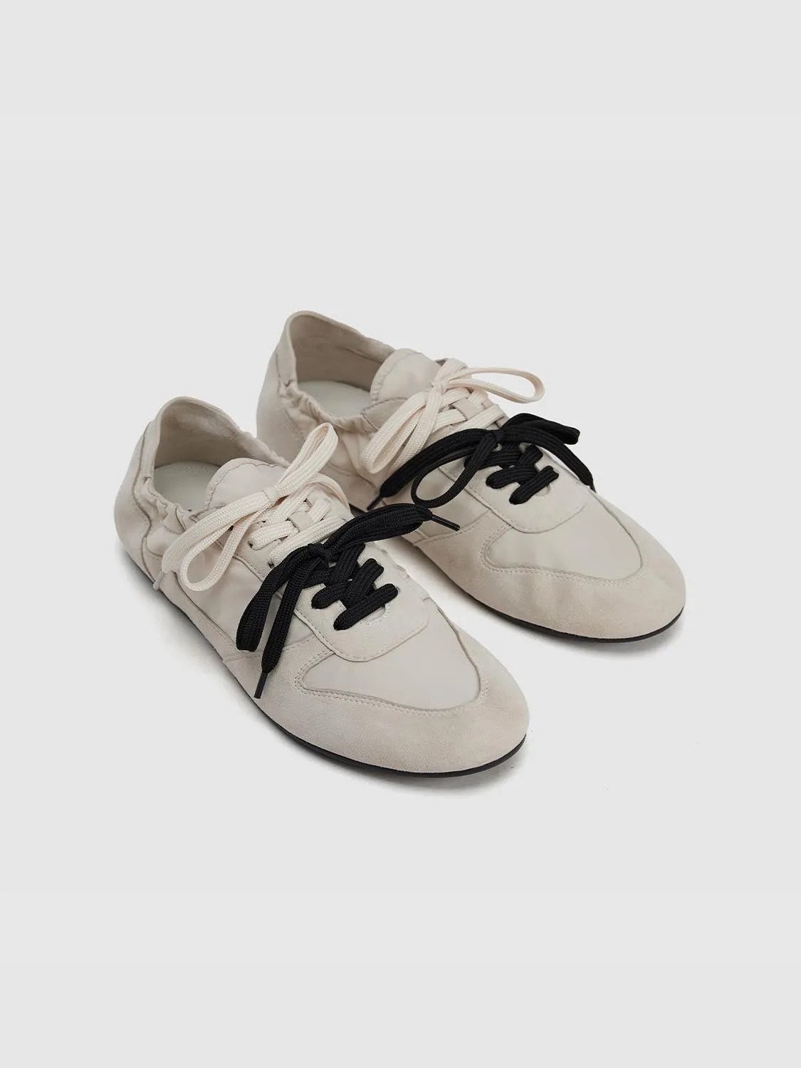 Sneakers sold by Urban Revivo