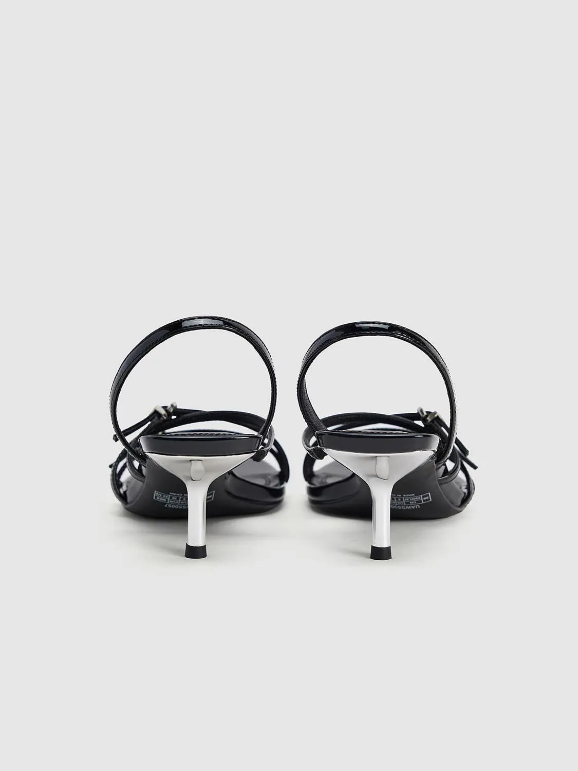 Sandals sold by Urban Revivo product image thumbnail 3