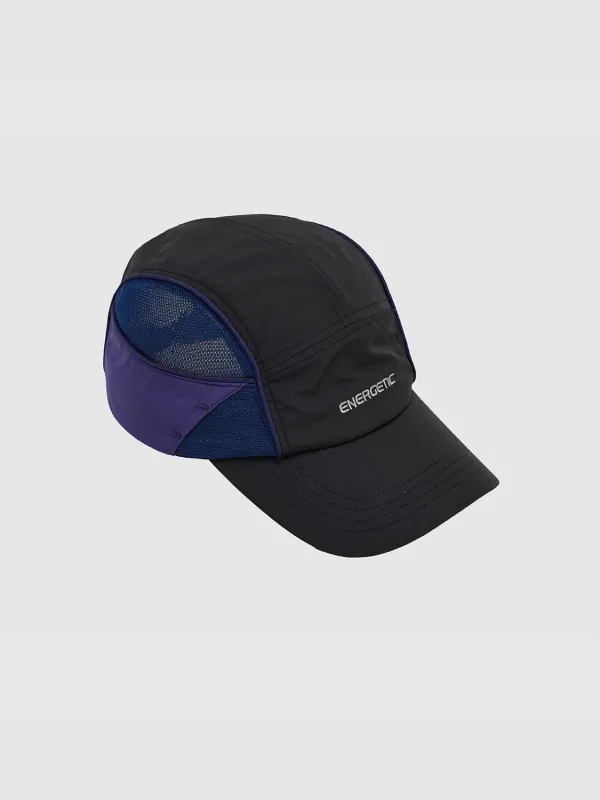 Baseball Caps sold by Urban Revivo