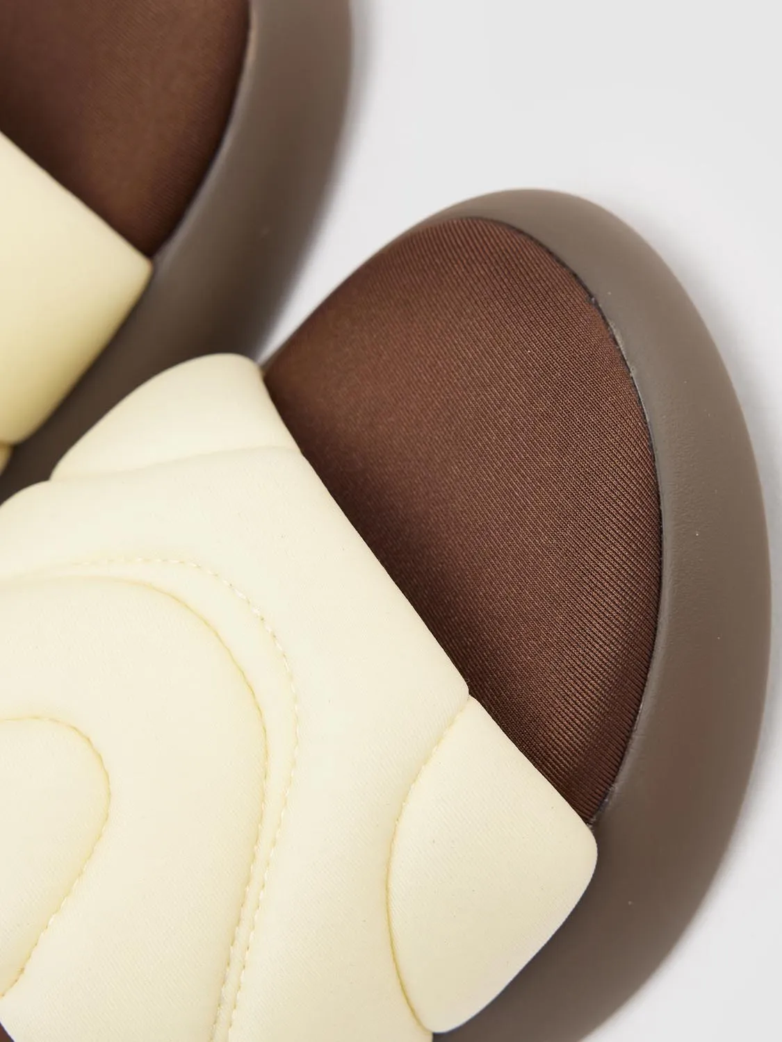 Slippers sold by Urban Revivo product image thumbnail 5