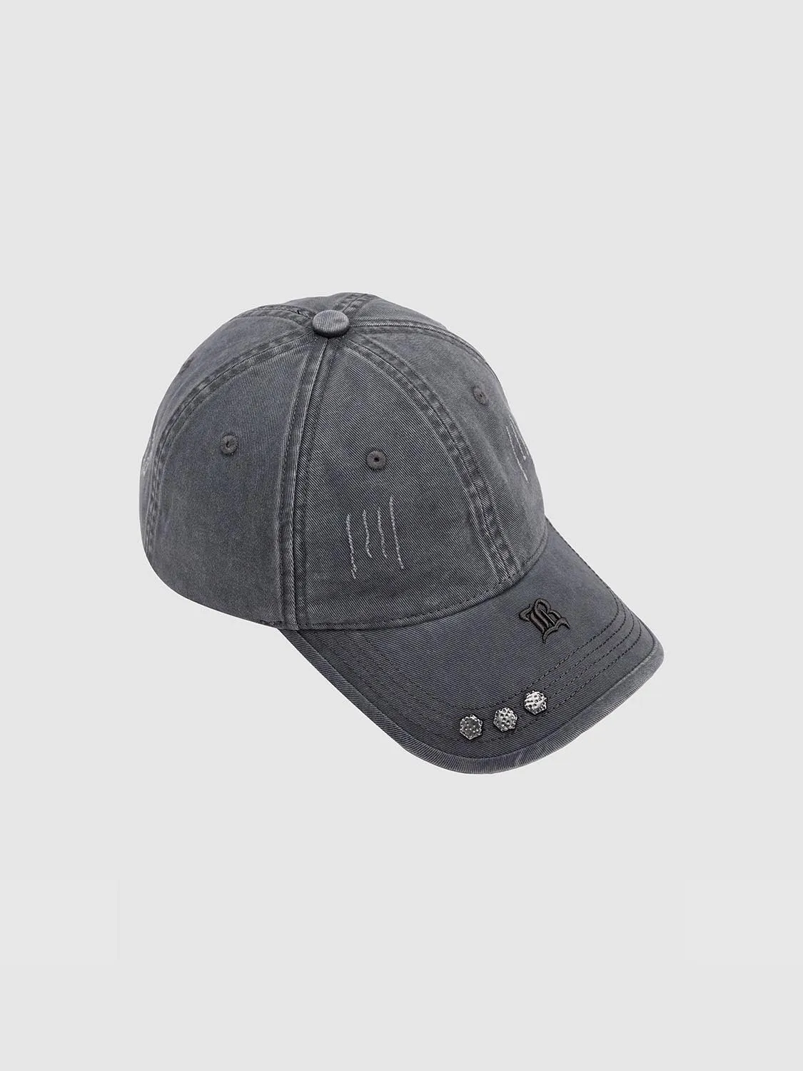 Baseball Caps sold by Urban Revivo
