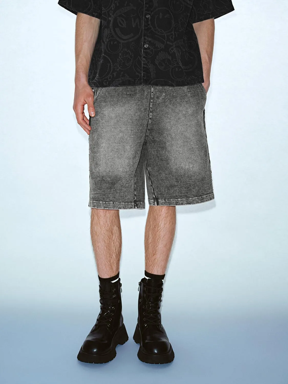 Vogue Shorts sold by Urban Revivo product image thumbnail 2