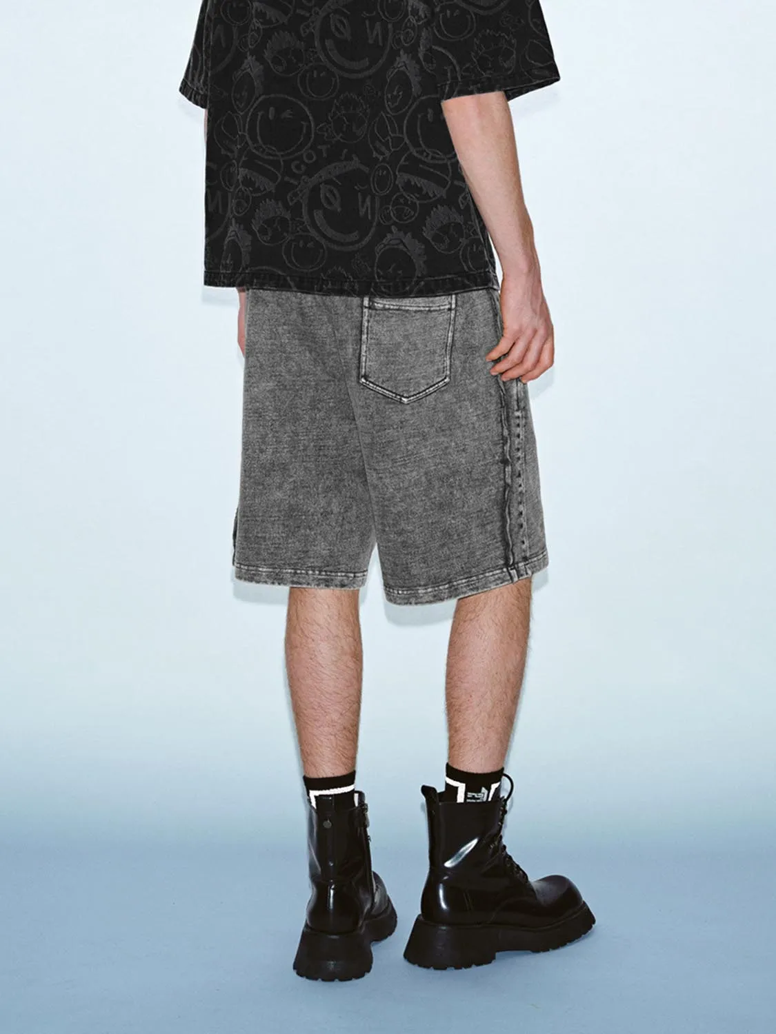 Vogue Shorts sold by Urban Revivo product image thumbnail 3