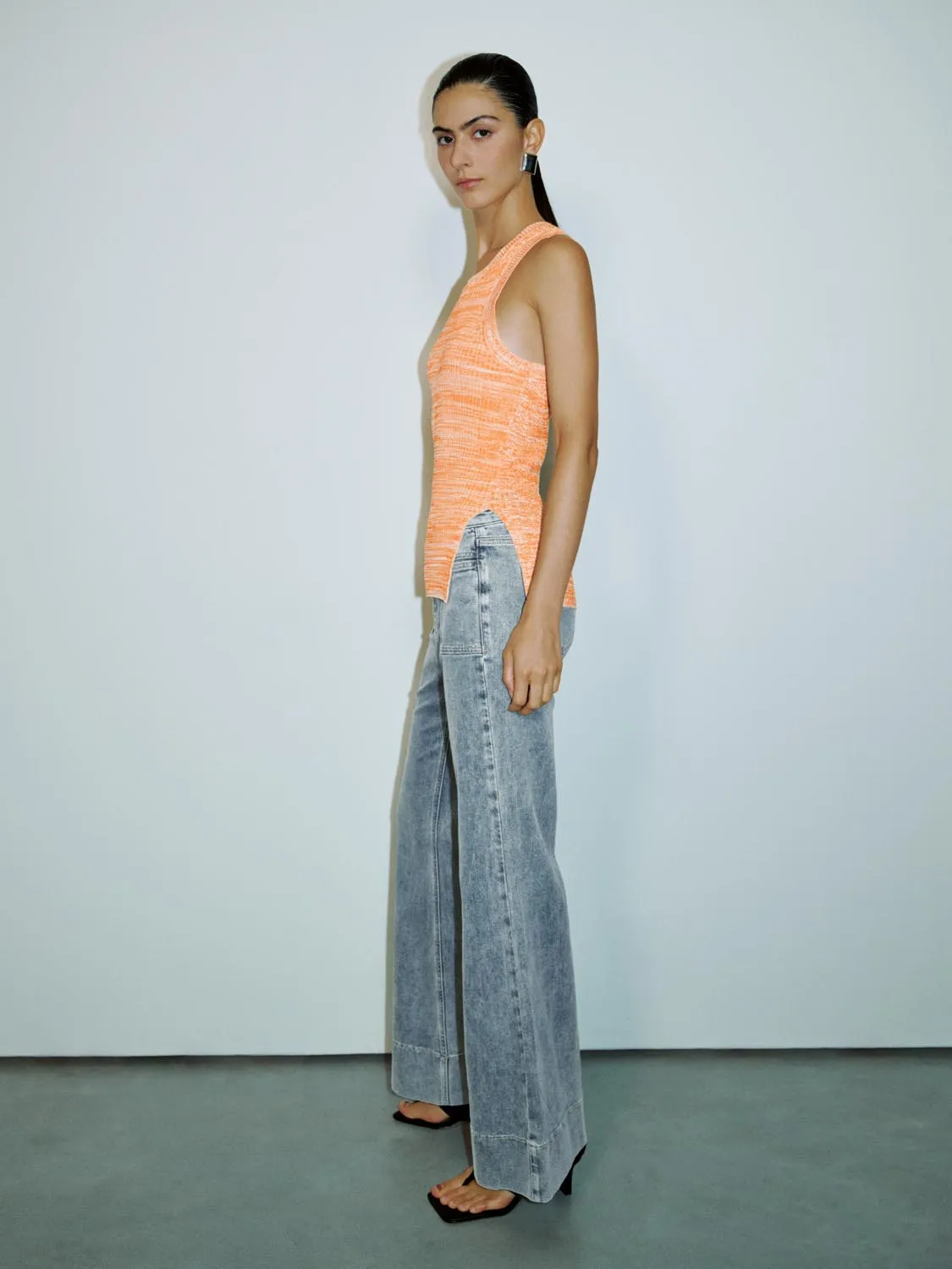 Knitted Sleeveless T-Shirts sold by Urban Revivo product image thumbnail 5