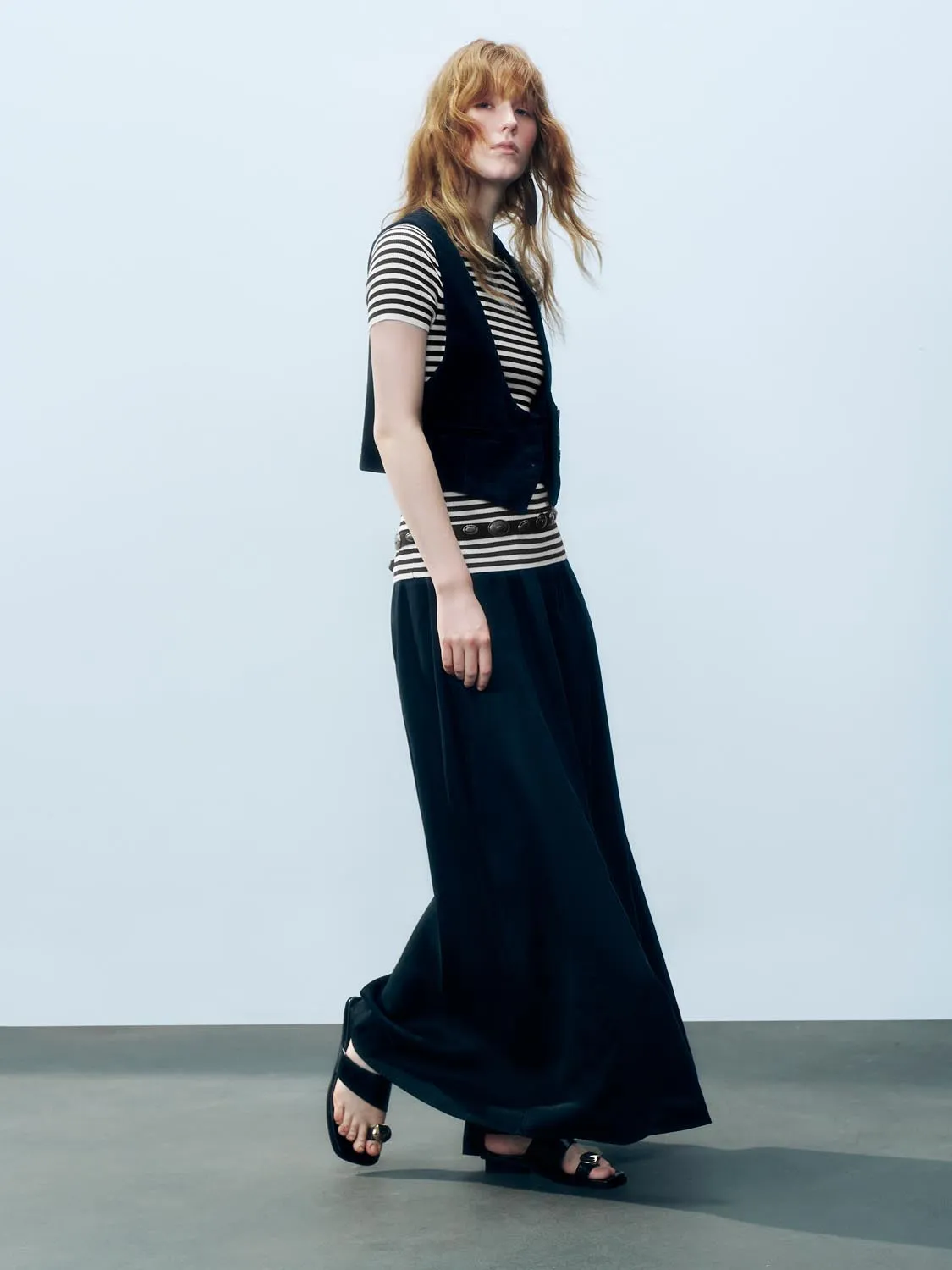 Striped Knitted T-Shirts sold by Urban Revivo product image thumbnail 3