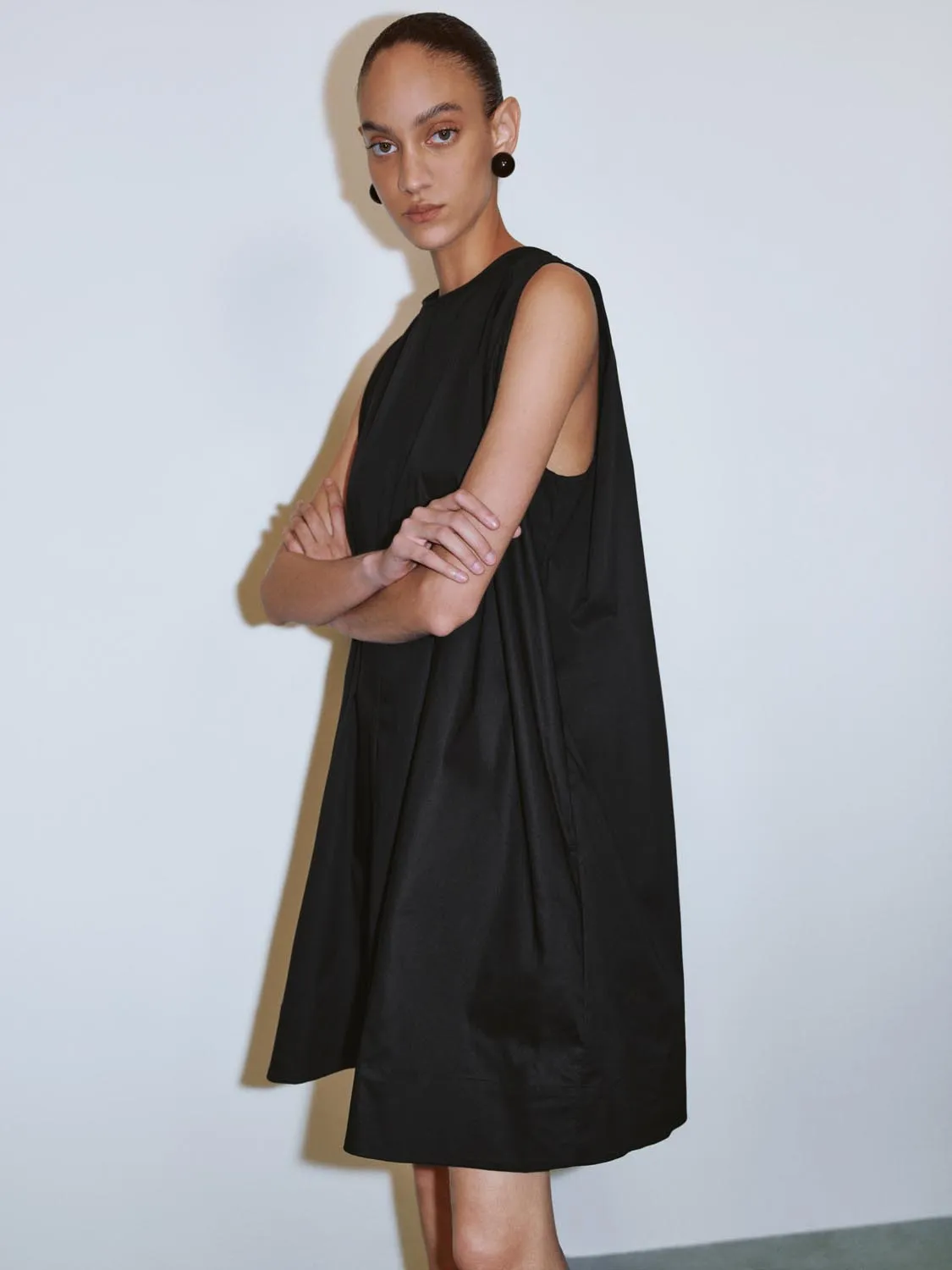 Lace Back Sleeveless Mini Dresses sold by Urban Revivo product image thumbnail 2