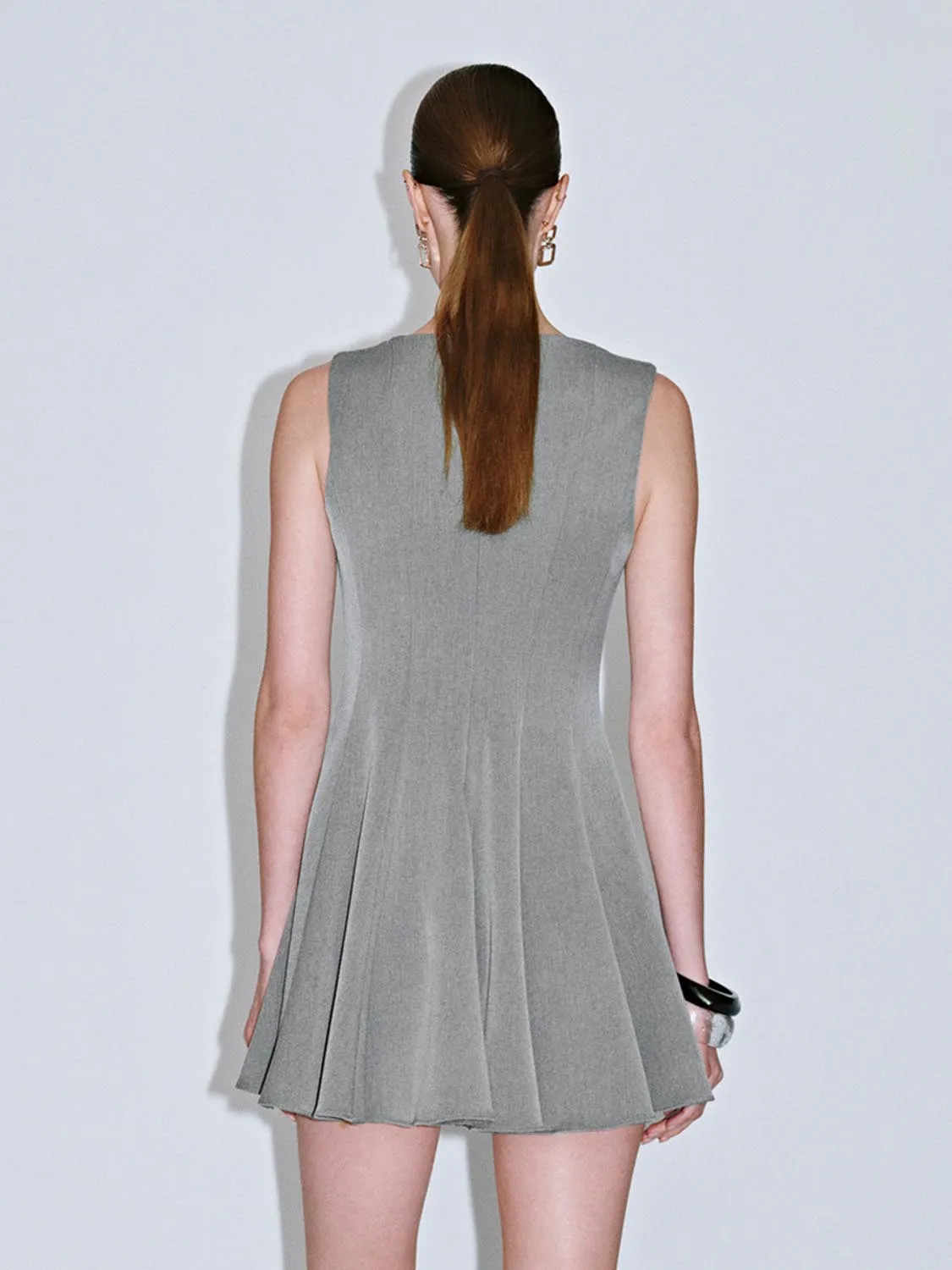 Sleeveless Pleated A-Line Dresses sold by Urban Revivo product image thumbnail 3