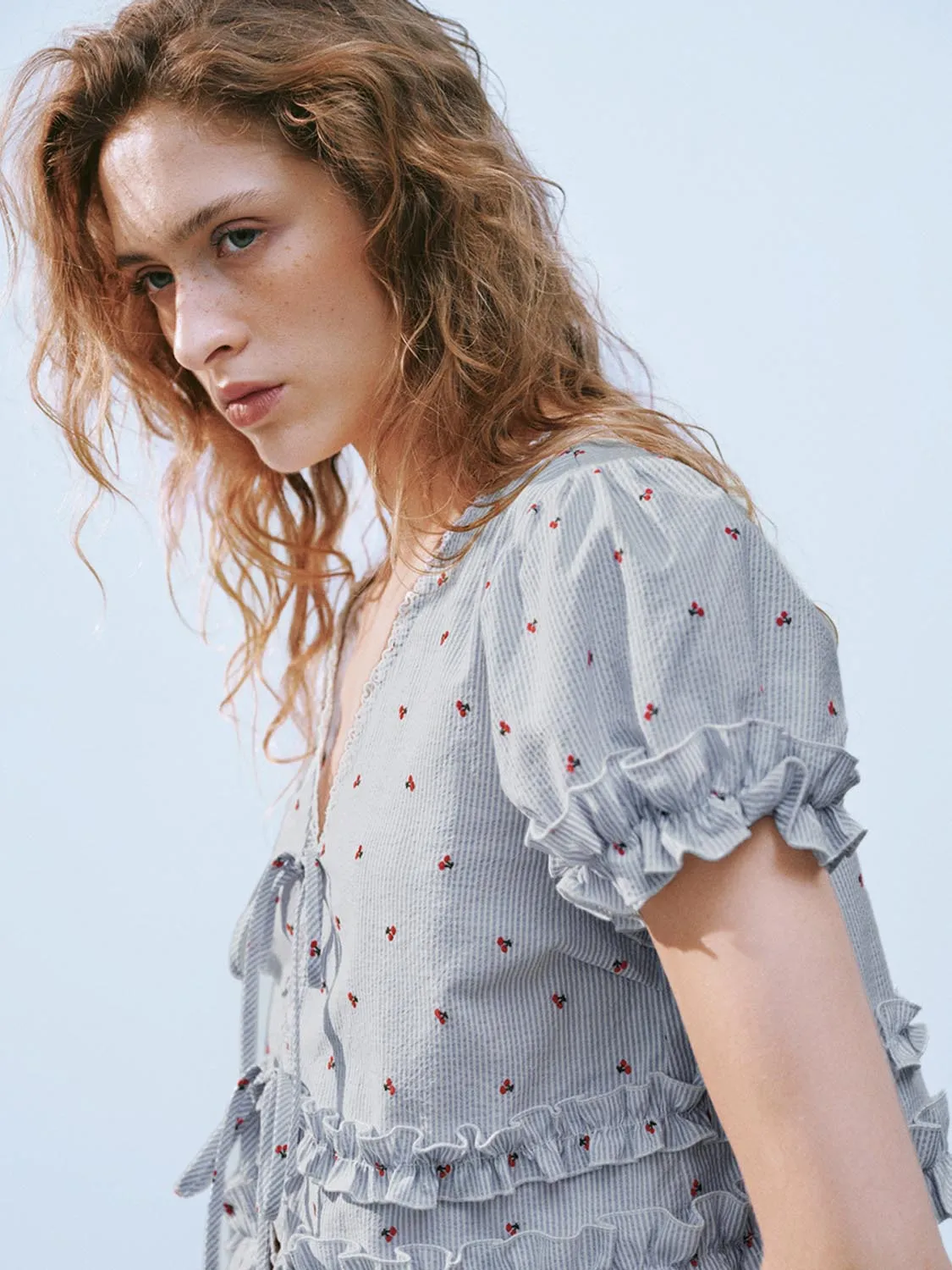 V-Neck Striped Shirts sold by Urban Revivo product image thumbnail 3