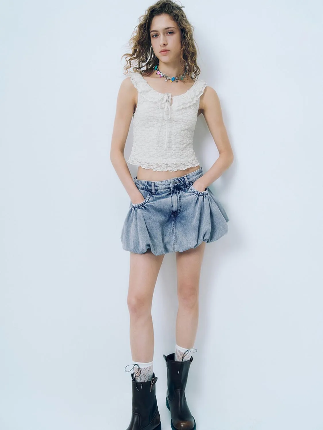 Lace Sleeveless Blouses sold by Urban Revivo product image thumbnail 4