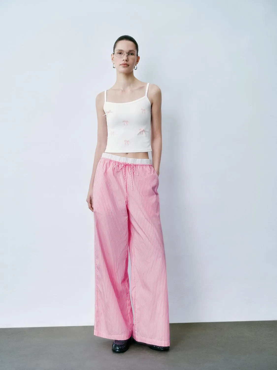 Bow Printed Cami Tops sold by Urban Revivo product image thumbnail 4