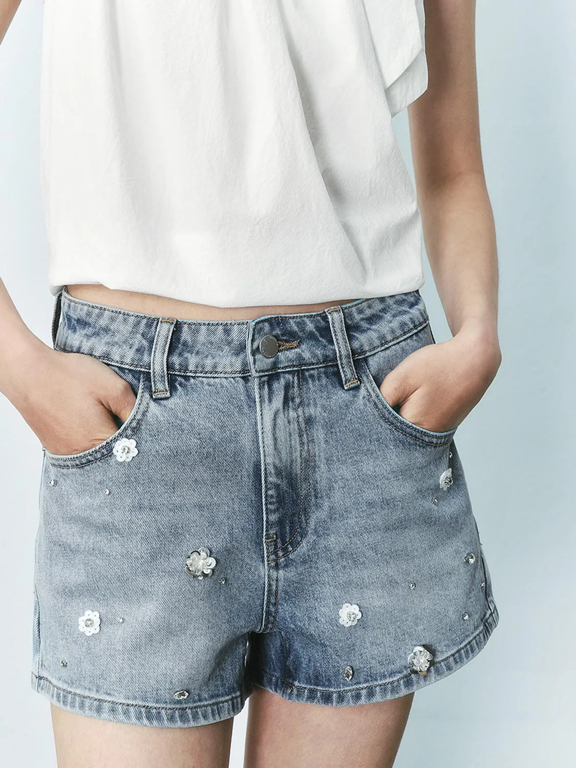 Urban Denim Shorts sold by Urban Revivo product image thumbnail 4