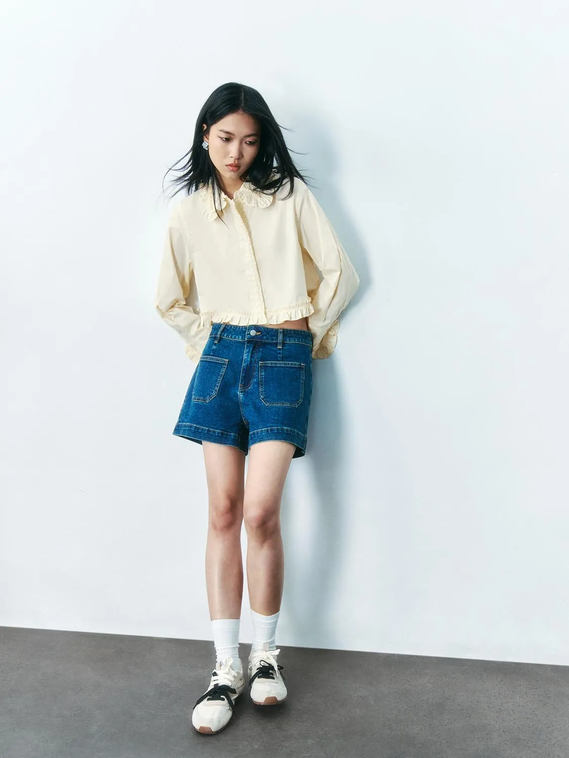 Cropped Long Sleeve Shirts sold by Urban Revivo product image thumbnail 4