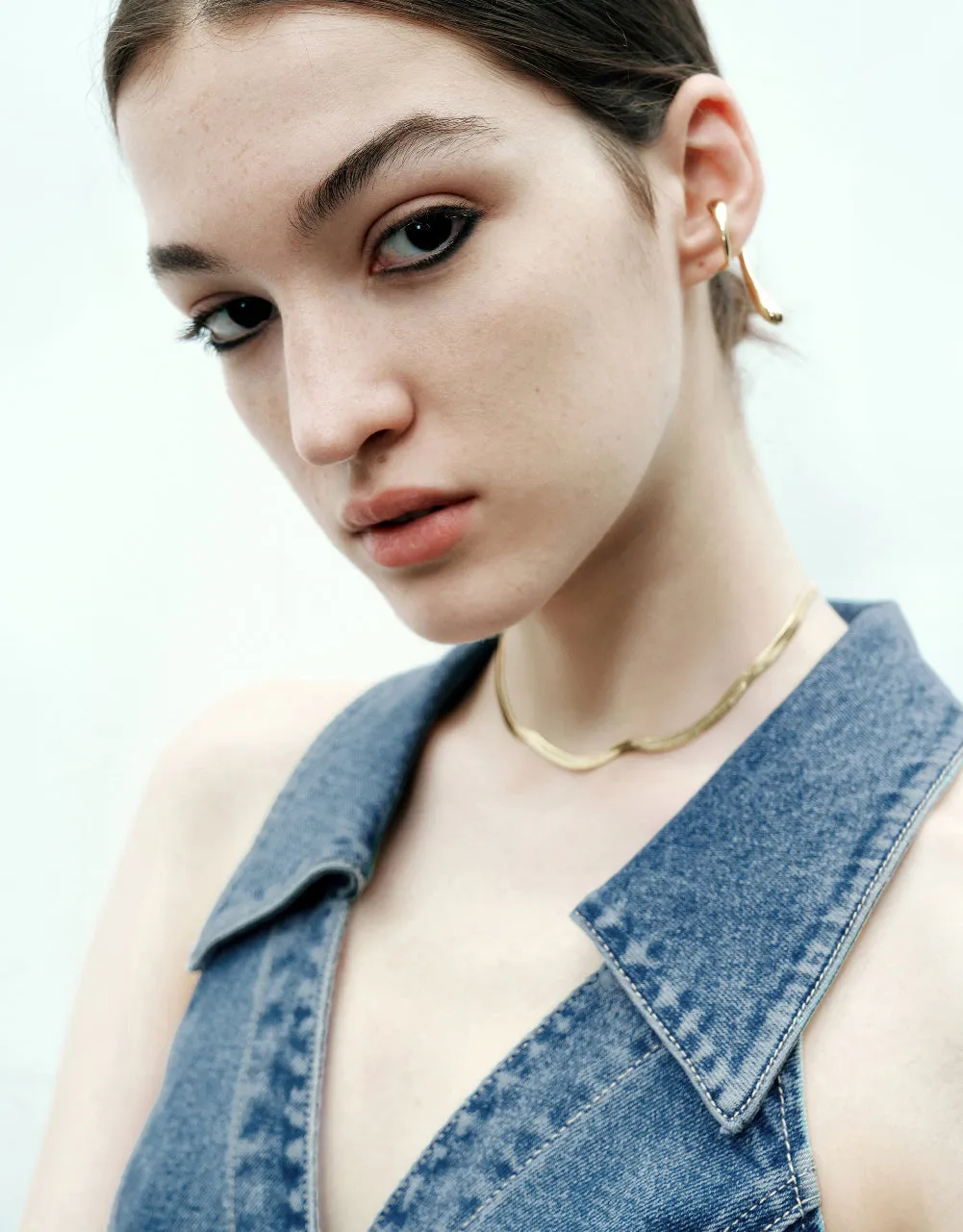 Sleeveless Lapel Denim Dress sold by Urban Revivo product image thumbnail 5