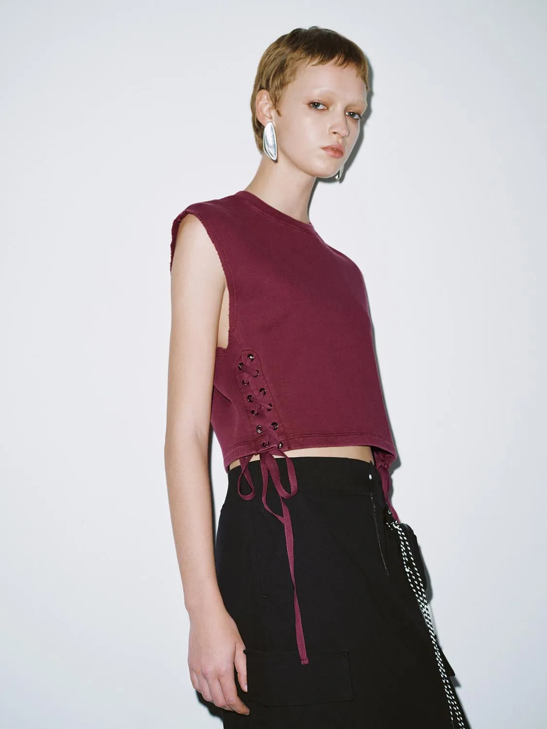 Sleeveless Vests sold by Urban Revivo product image thumbnail 2