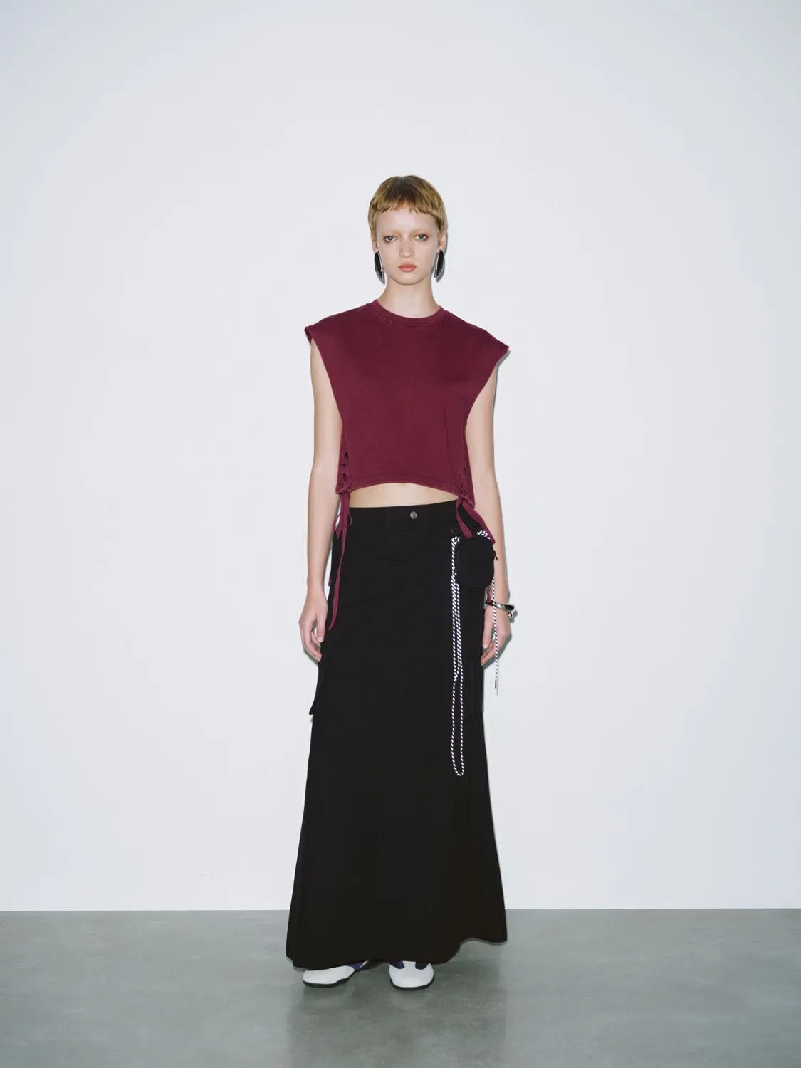 Sleeveless Vests sold by Urban Revivo product image thumbnail 4