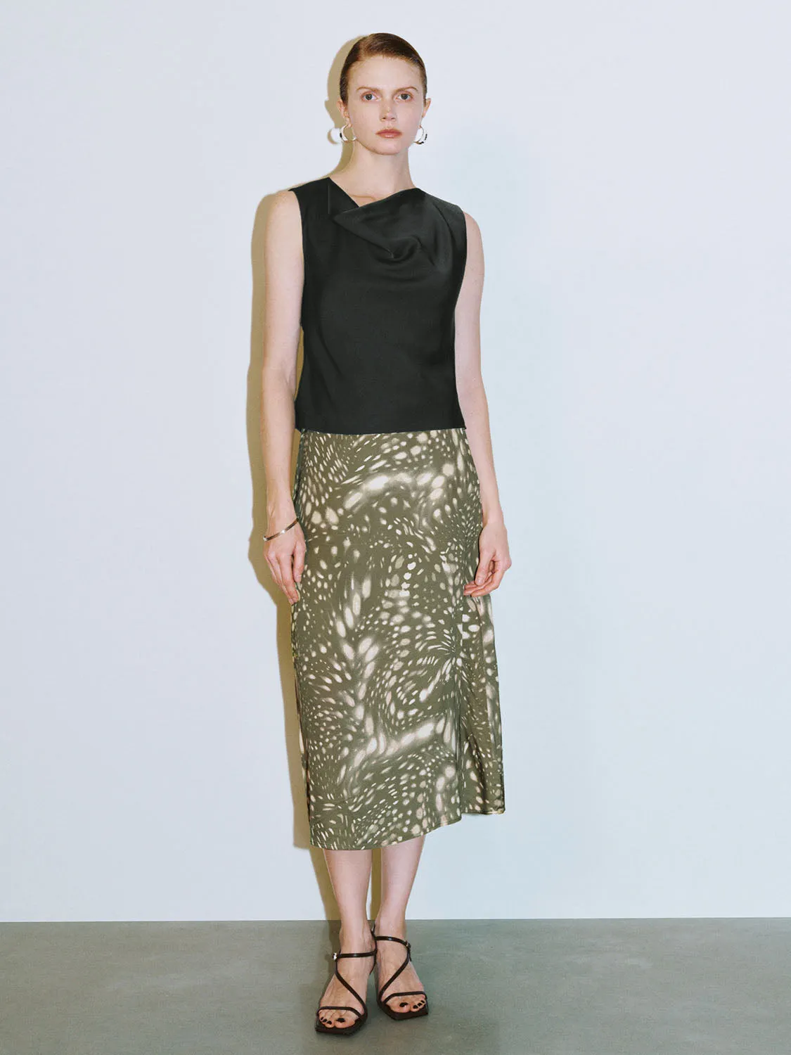 Midi A-Line Skirts sold by Urban Revivo product image thumbnail 4