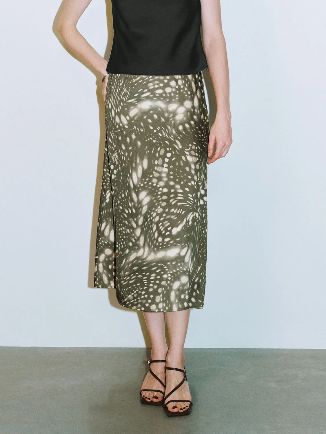 Midi A-Line Skirts sold by Urban Revivo product image thumbnail 2