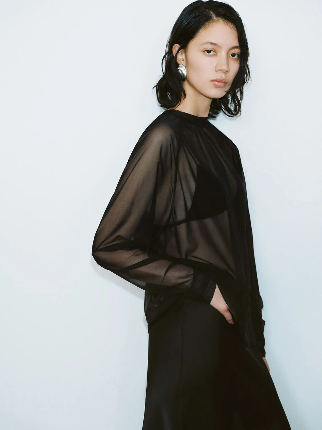 Loose Long Sleeve T-Shirts sold by Urban Revivo product image thumbnail 2