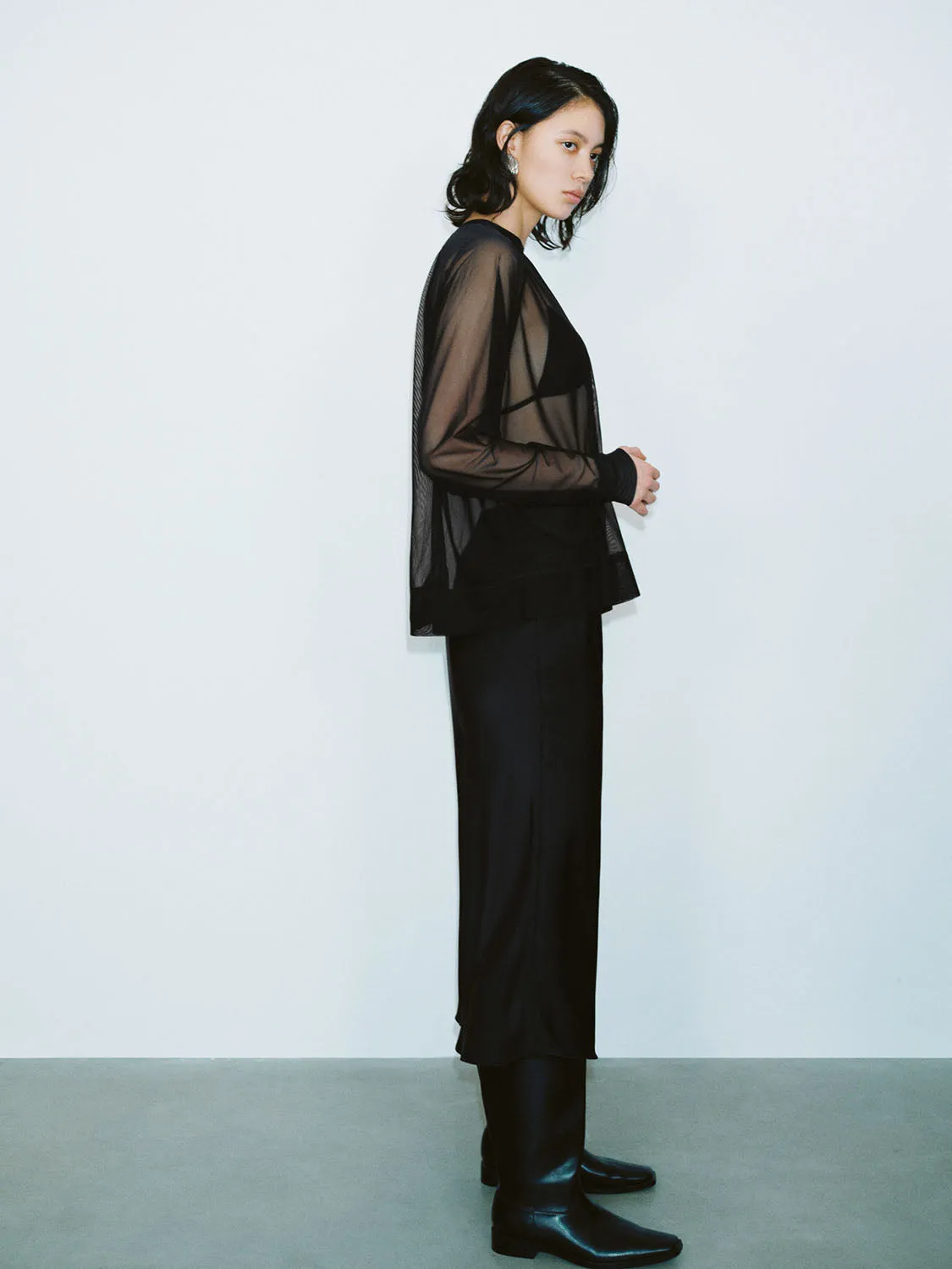 Loose Long Sleeve T-Shirts sold by Urban Revivo product image thumbnail 4