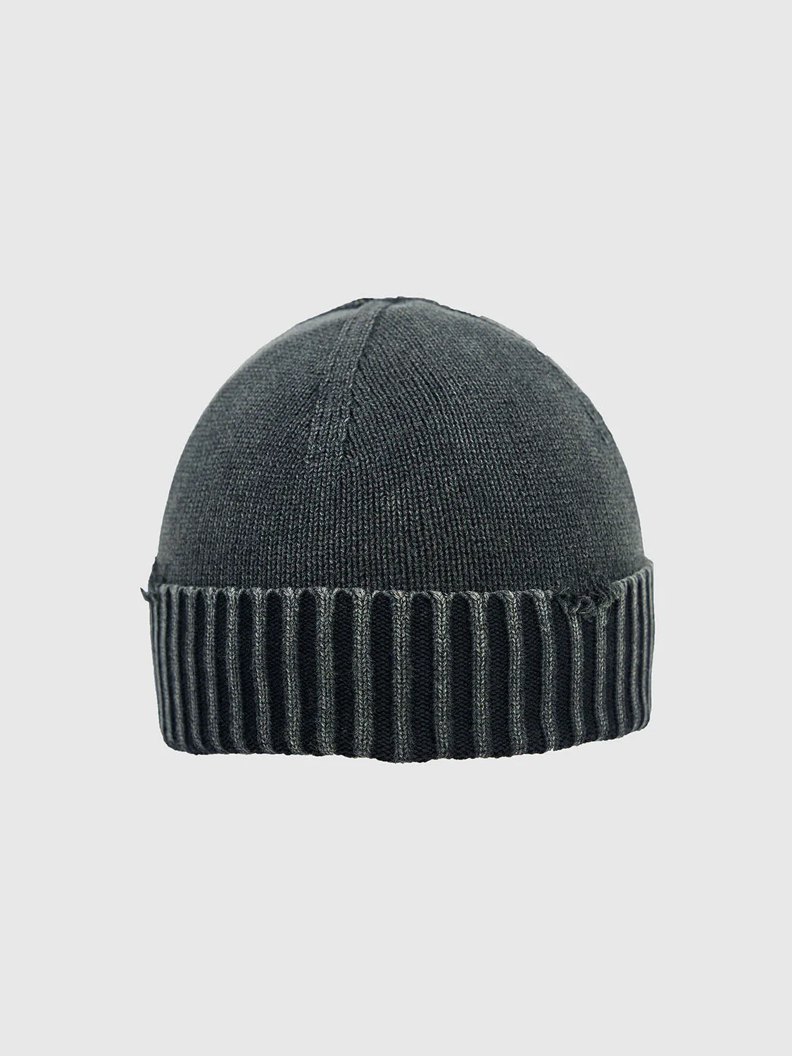 Beanie sold by Urban Revivo product image thumbnail 2