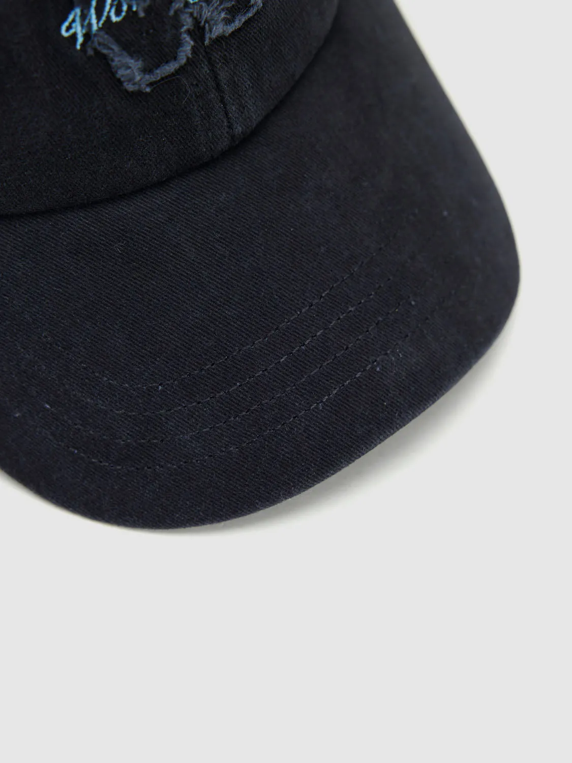 Baseball Caps sold by Urban Revivo product image thumbnail 5