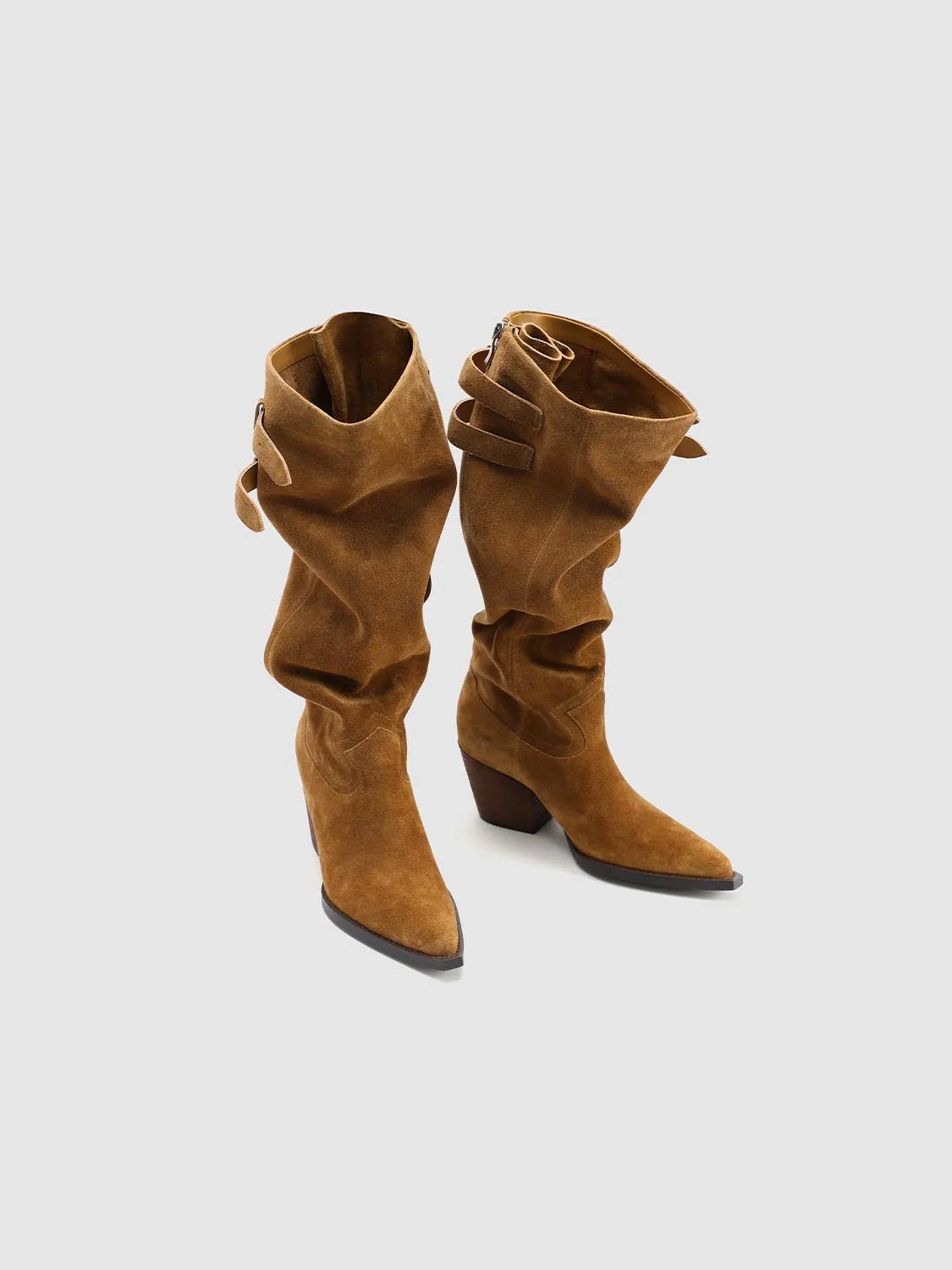 Boots sold by Urban Revivo