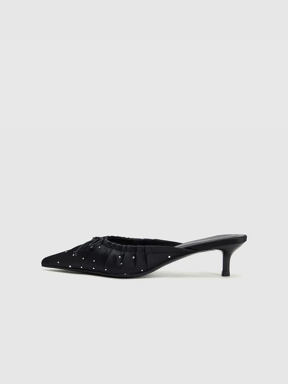 Pointed Toe Slippers sold by Urban Revivo product image thumbnail 2