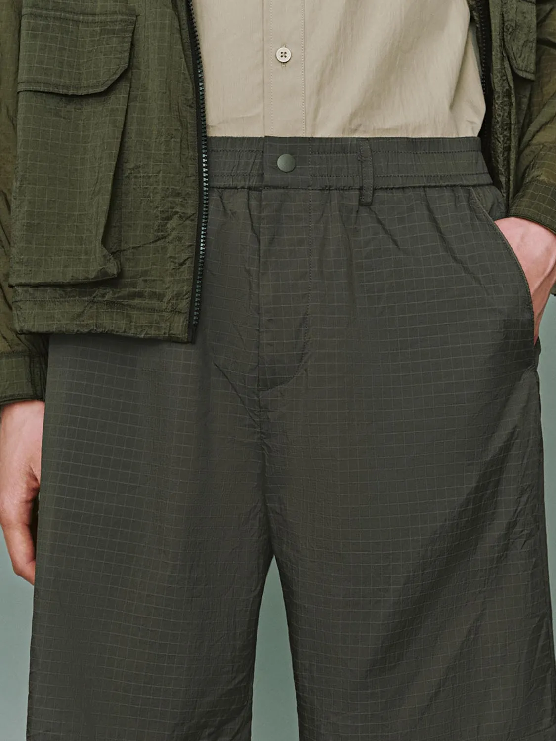 Leisure Shorts sold by Urban Revivo product image thumbnail 4