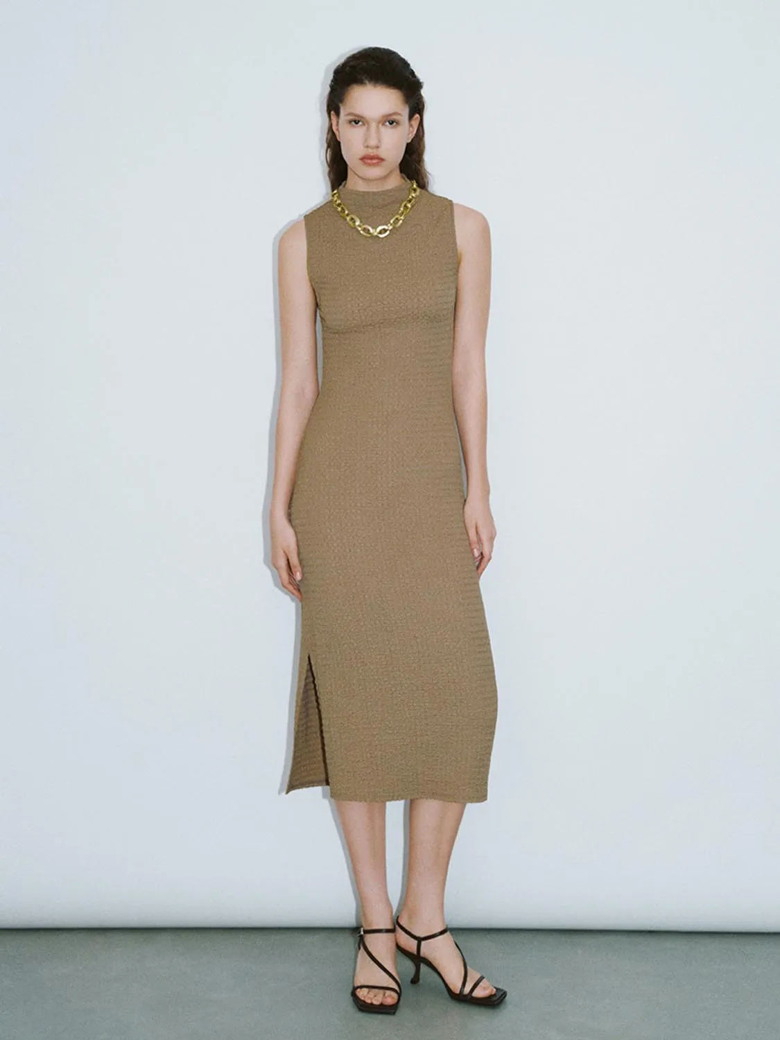 Sleeveless Straight Dresses sold by Urban Revivo product image thumbnail 4