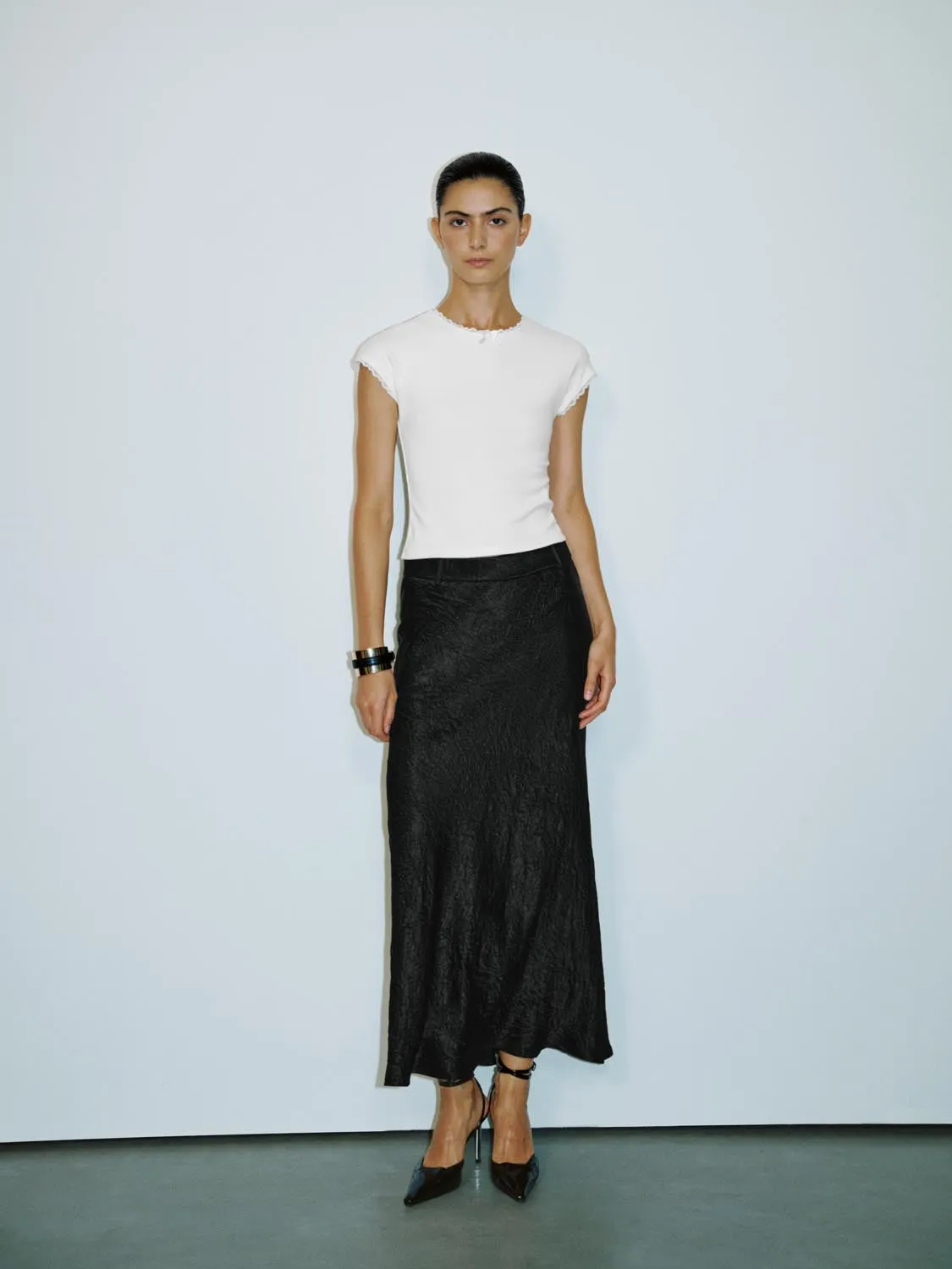 Short Sleeve T-Shirts sold by Urban Revivo product image thumbnail 3