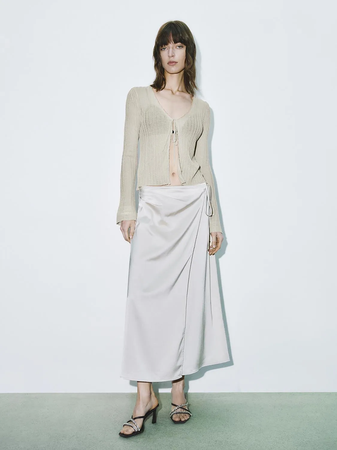 Tie Up Front Knitted Cardigans sold by Urban Revivo product image thumbnail 4